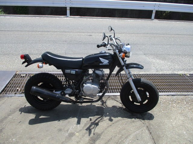 ★ページ ☆ SUZUKI DR125SM SUPERMOTO PURE DR125SMの型式・スペックならバイク