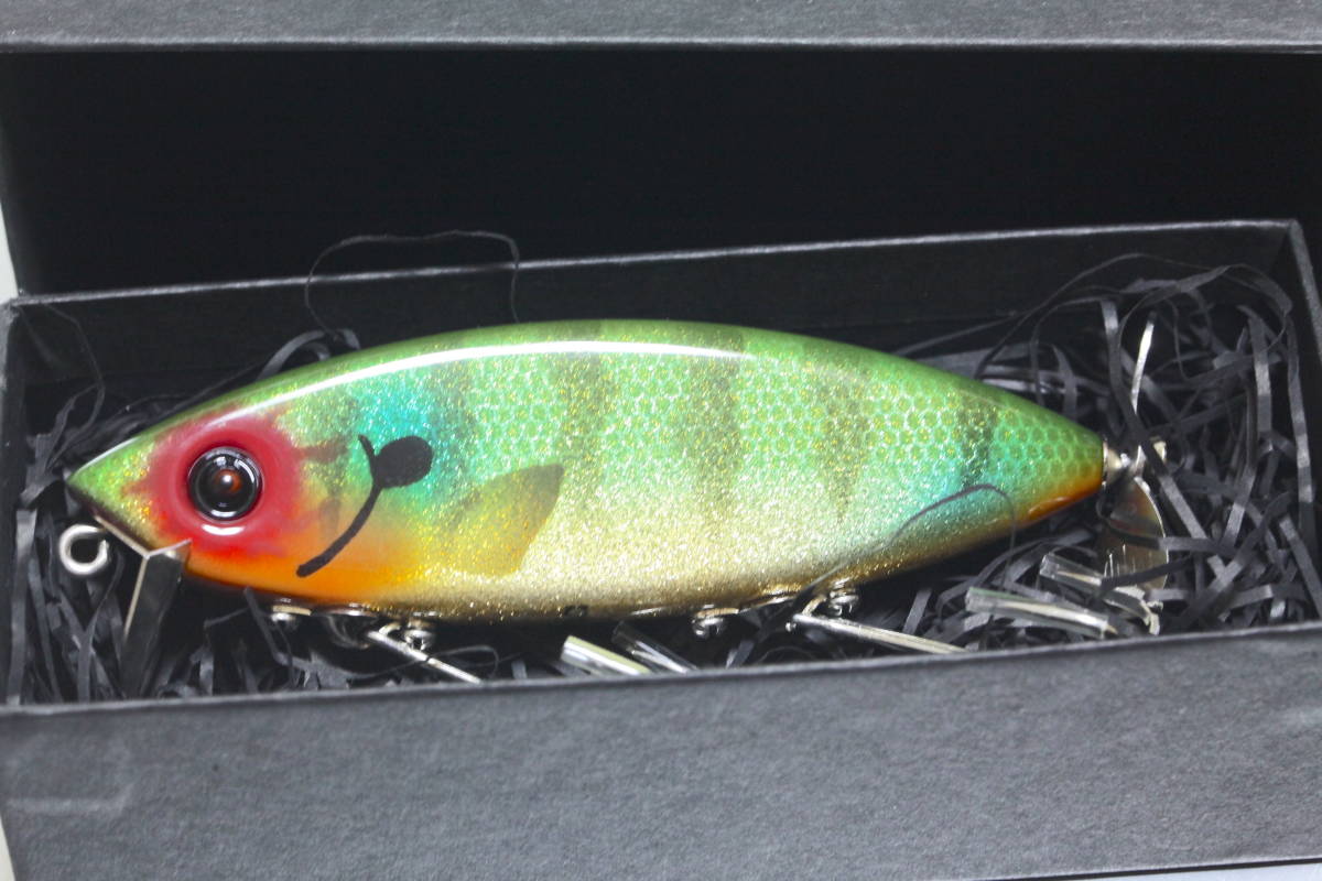 レイミアリーフスピナーテール美品 | CURAMORTUORUM.NL
