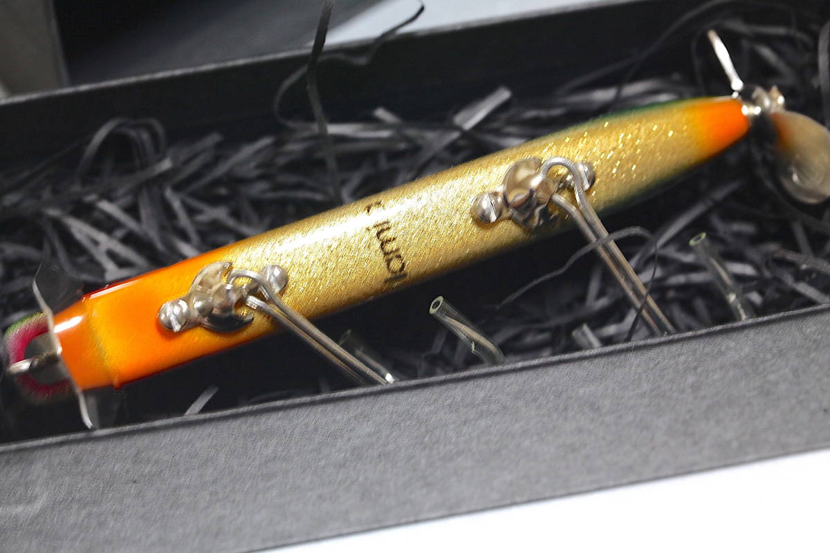 レイミアスピナーテールリーフ レイミア スピナーテールリーフ