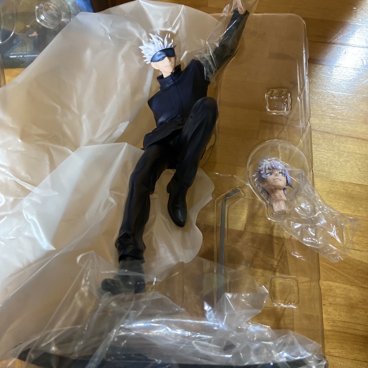 国内正規品】 五条悟(ごじょうさとる) 呪術廻戦 1/8 完成品 フィギュア 