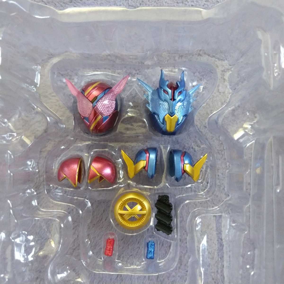 仮面ライダービルド 仮面ライダーエボル 0 S.H.フィギュアーツ 