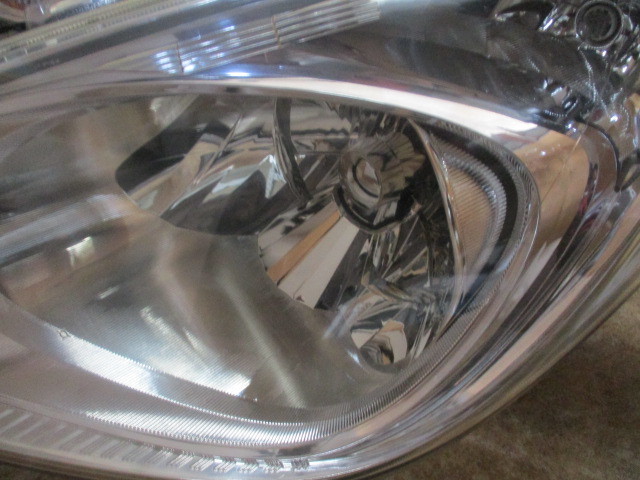 G12/ GE6/GE7/GE8/GE9フィット純正HIDヘッドライト左右STANLEY P9604