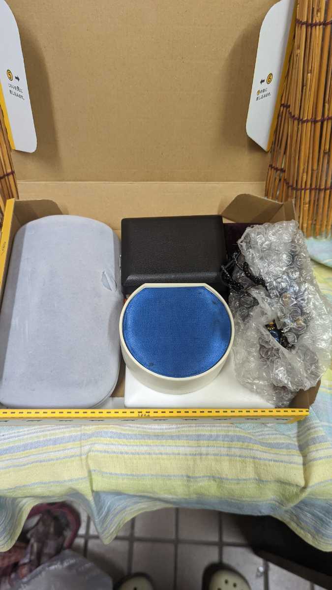 ホ*☆様 遺品整理 実家整理 アクセサリーまとめ 大量 バッグ付き ジャンク 昭 昭和レトロ 遺品整理 ケース付き大量セット イミテーション
