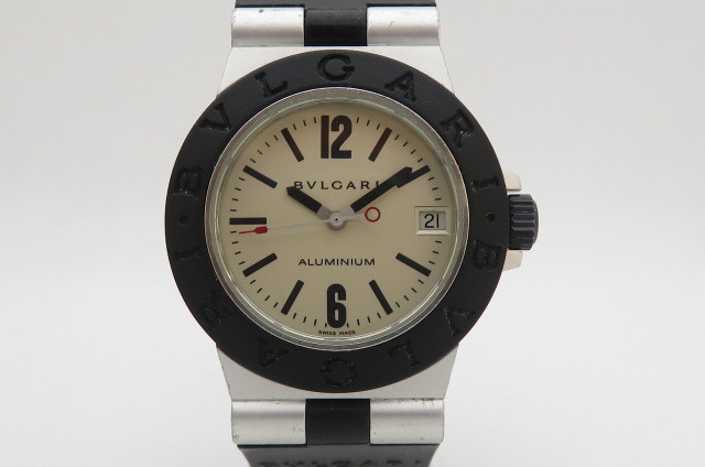 Aria 時計の値段と価格推移は 13件の売買情報を集計したaria 時計の価格や価値の推移データを公開