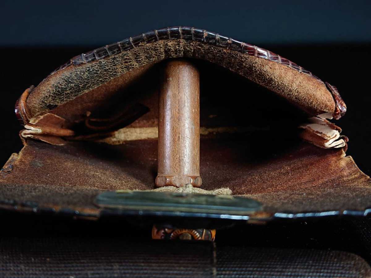 時代物 煙管筒 煙草入れ 喫煙用具 工芸品 □喫煙具 煙草入れ 煙管筒 根付 前金具 キセル 煙管 キセル入れ 喫煙道具