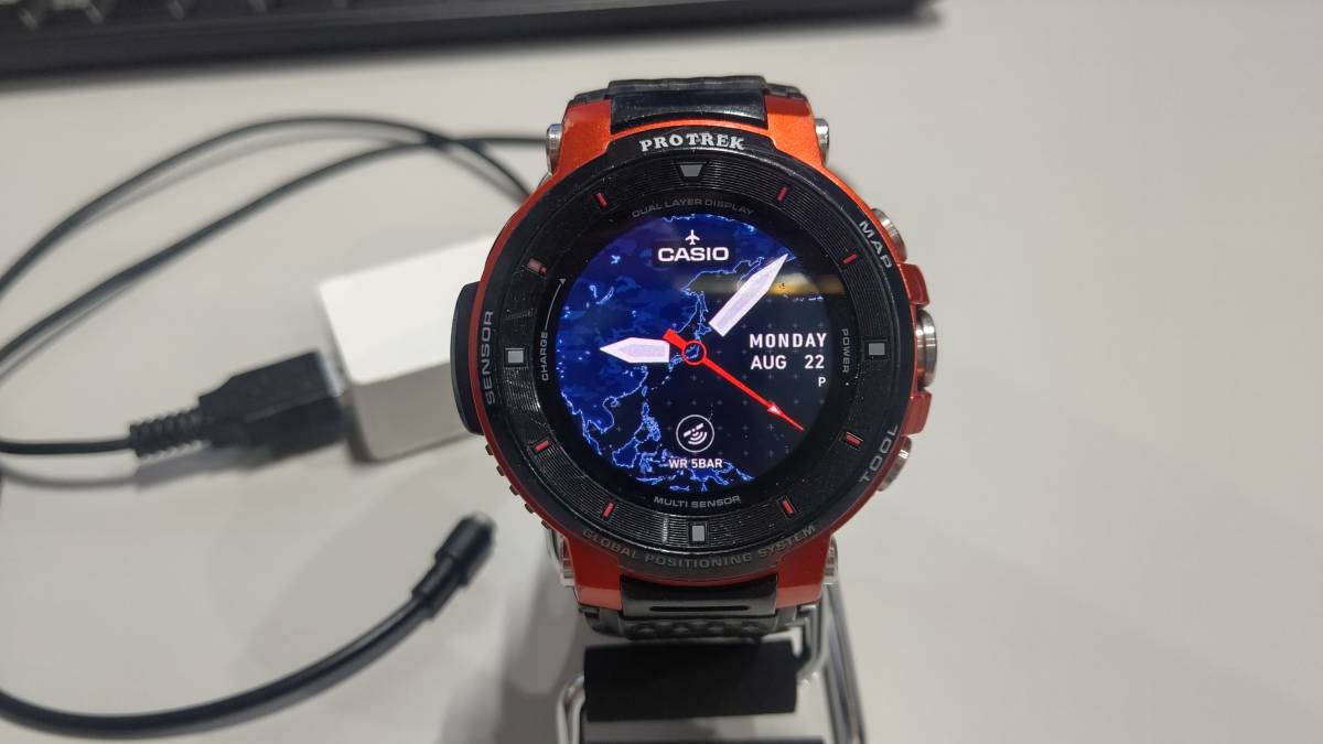 Casio WSD-F30 | Pro Trek Smart Review TREK PCMag カシオ、「PRO 