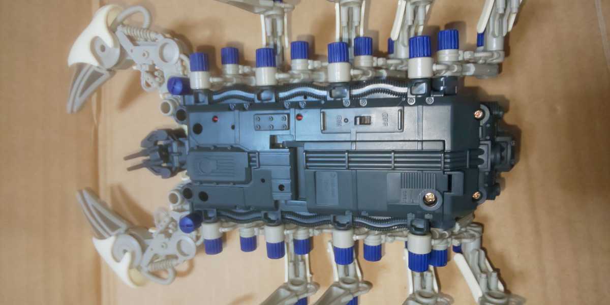 ZOIDS デスピオン ゾイド 1⁄24 : トイズドリーム - E24-1 タカラトミー