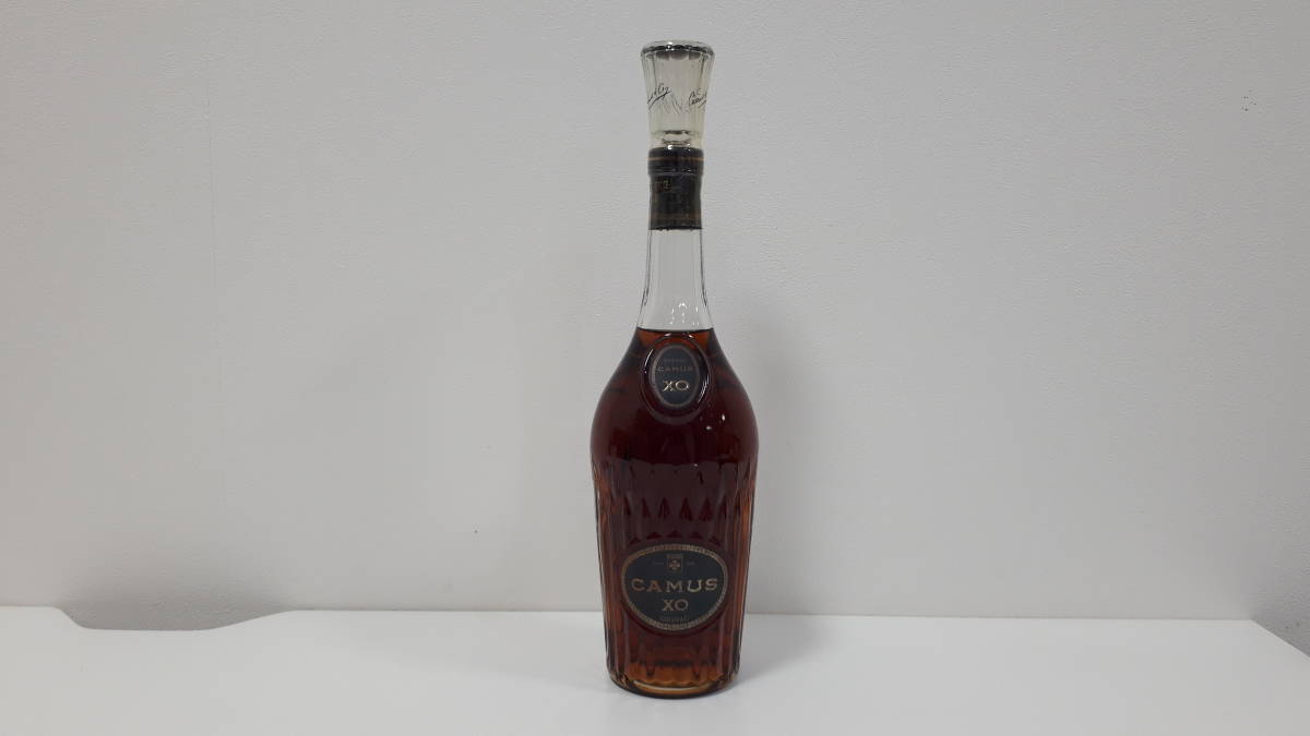 【22952】CAMUS カミュ XO ロングネック コニャック ブランデー 700ml【未開栓】