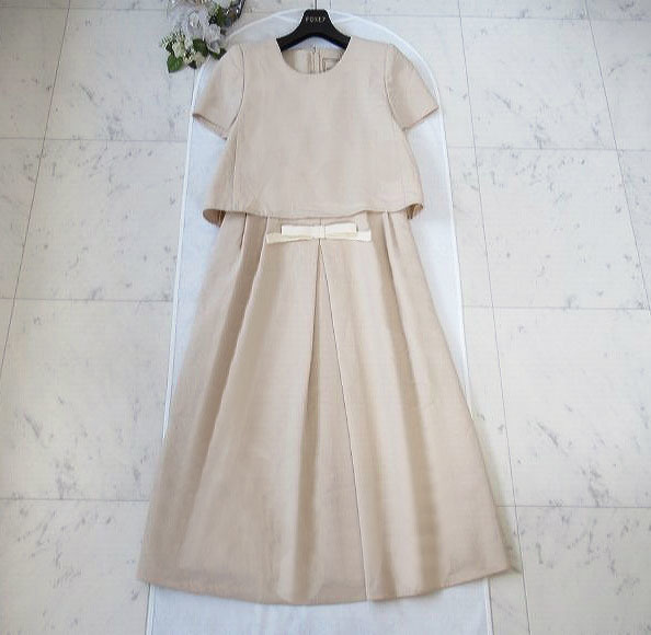 エレガンスワンピースの値段と価格推移は 330件の売買情報を集計したエレガンスワンピースの価格や価値の推移データを公開