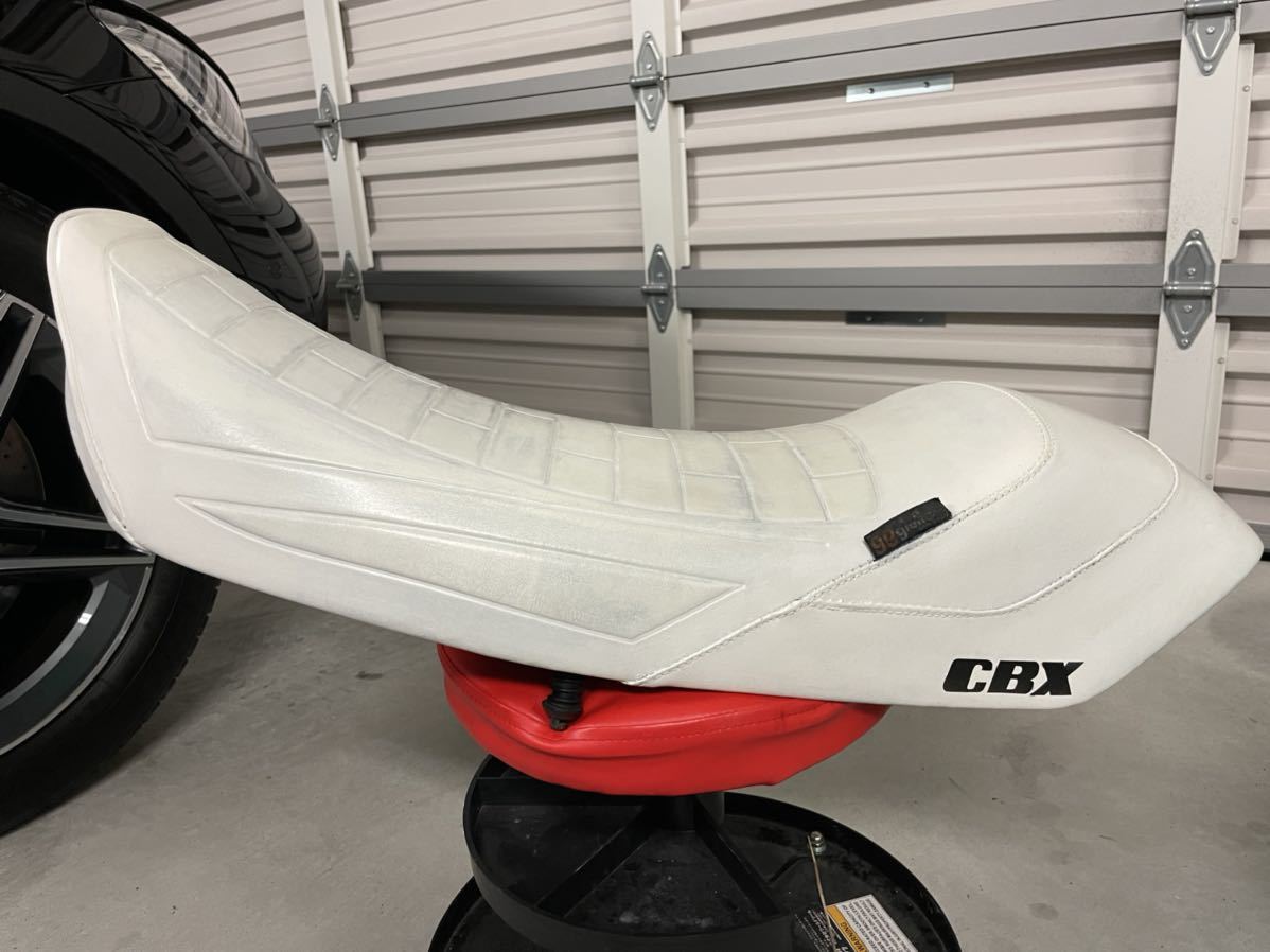 HONDA CBX 400.550Fジュリアーリシート HONDA CBX 400.550Fジュリアーリシート HONDA CBX 400.550Fジュリ