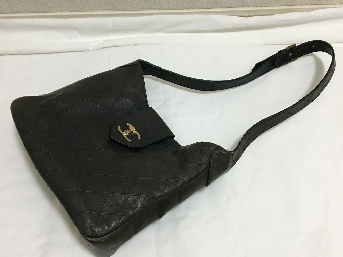 ✨【美品】シャネル マトラッセ　ターンロック ショルダーバッグ　トートバッグ シャネル ターンロック トートバッグ CHANEL マトラッセ デカココ