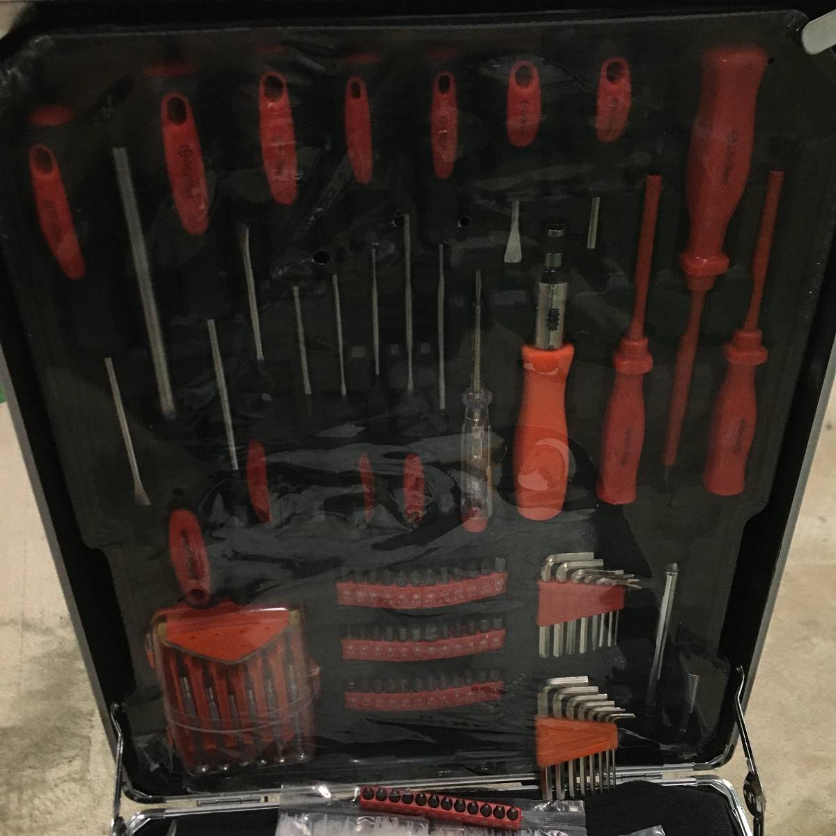 現状品 中身未使用品 ホームツールセット 工具セット 工具箱 作業道具 