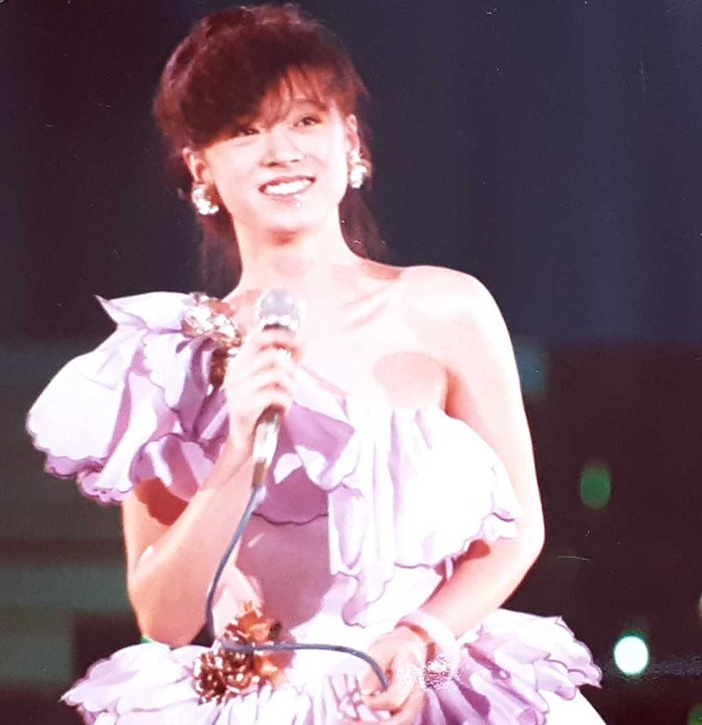 中森明菜 生写真 当時物 M - メルカリ 中森明菜生写真 4枚セット 当時