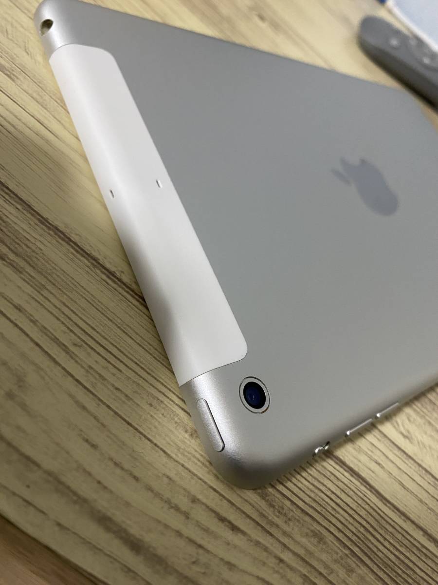 iPad mini 2 Wi-Fi＋Cellularモデル 第2世代 シルバー・綺麗！□ 16gb