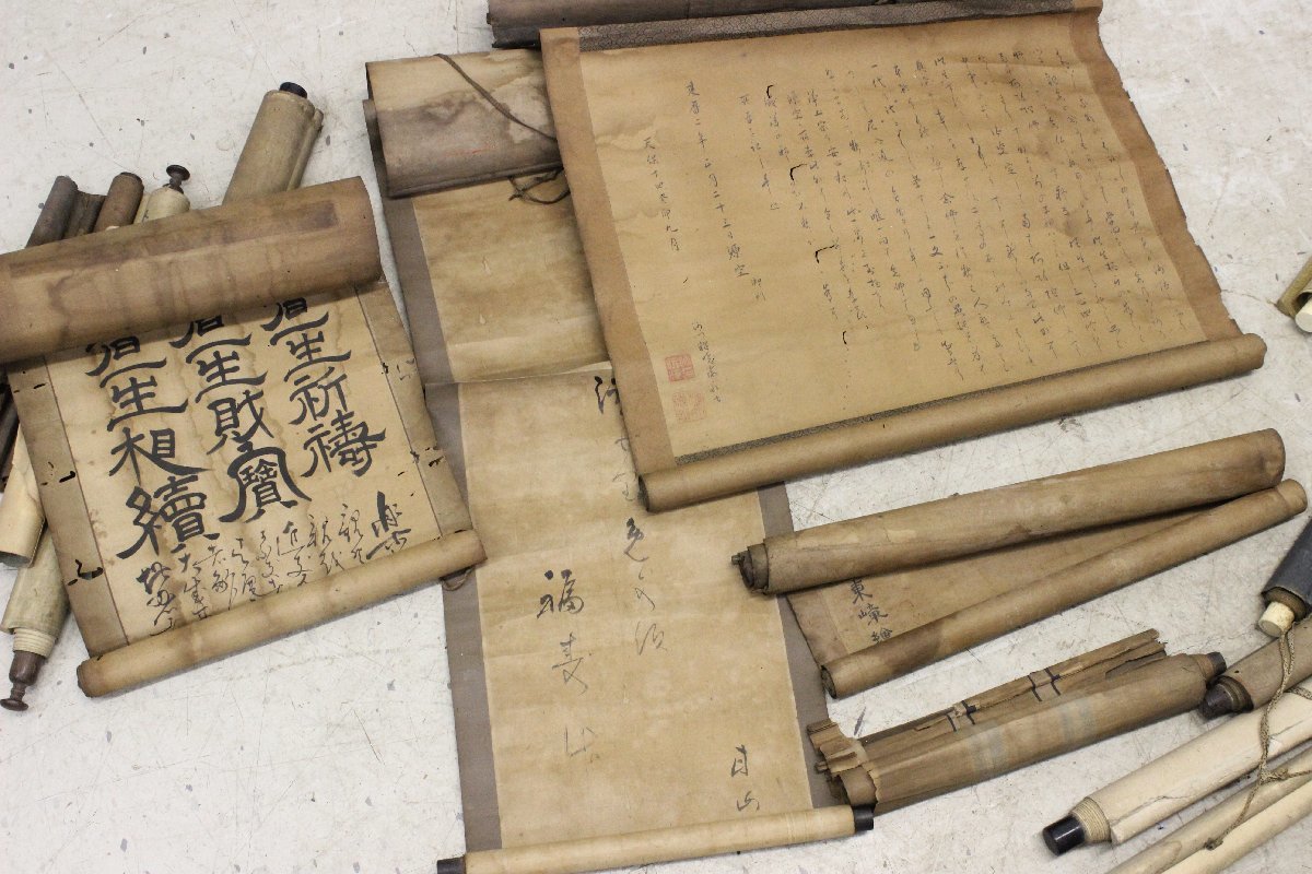 掛軸12点まとめ売り　ジャンク品 掛軸 掛け軸 ジャンク品 14点まとめて 【公式通販】