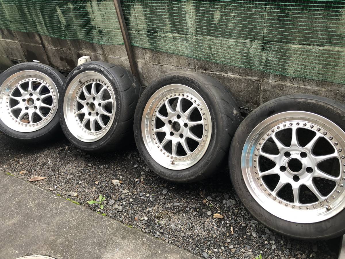 ブリッツ 17インチホイルセット Sタイヤ付き 8Jプラス38 9Jプラス38 S 