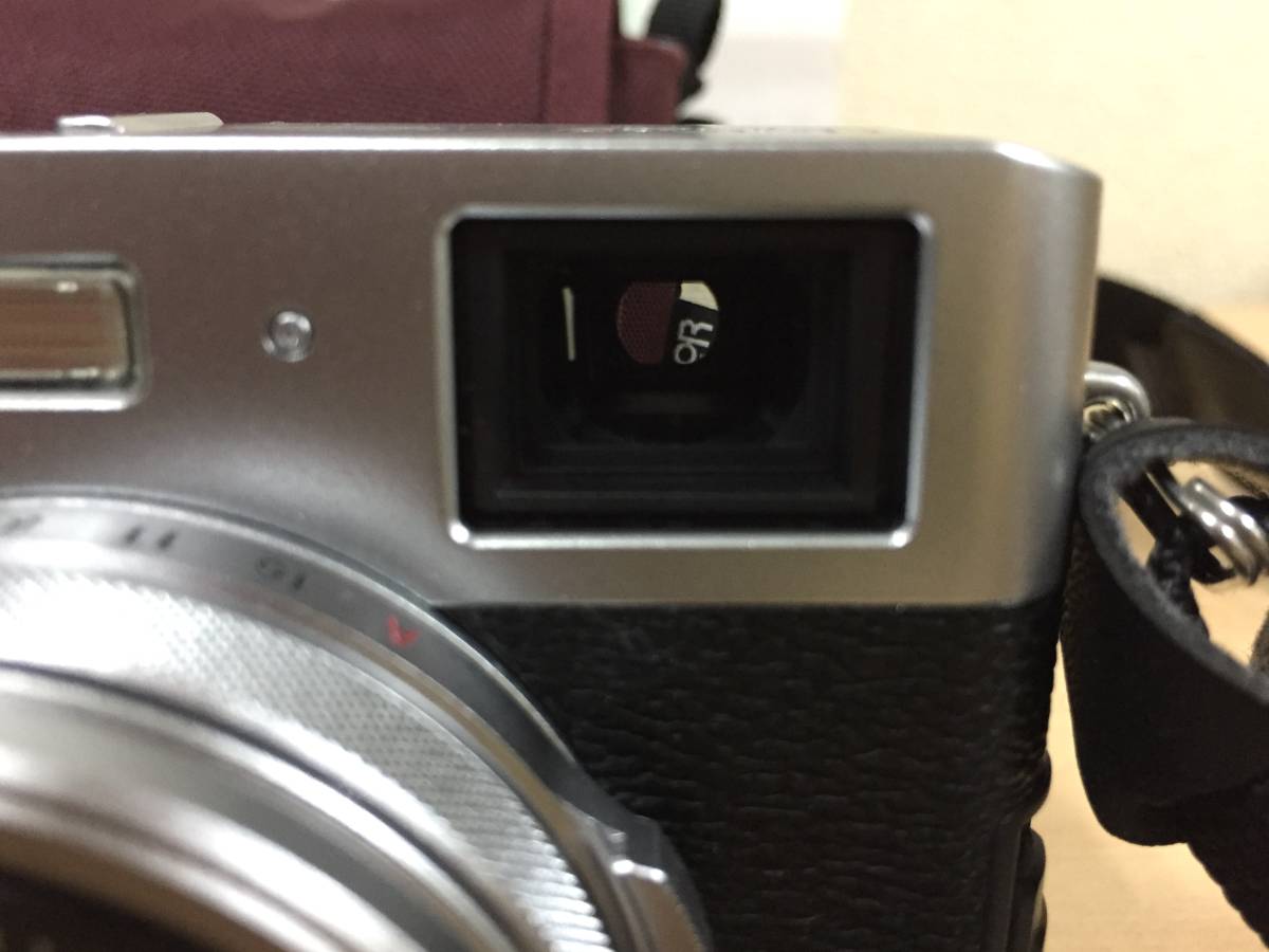 ○X100F 極美完動品 FUJIFILM X100F シャッター数200回のみ 