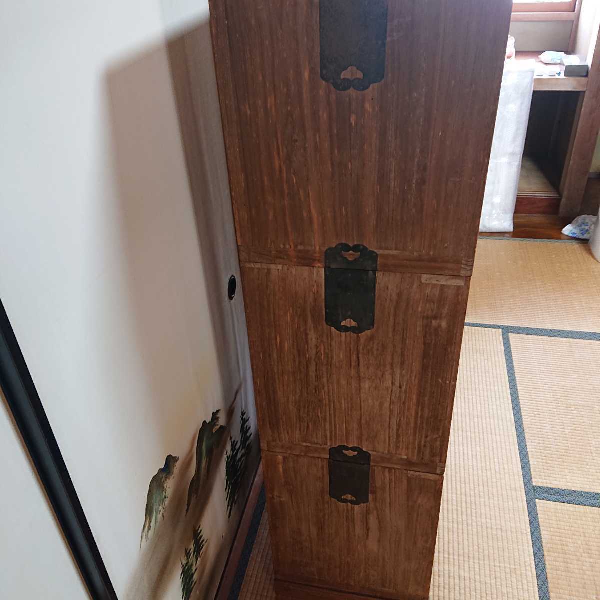 昭和レトロ】桐箪笥 3段タンス 衣装タンス 時代箪笥 鍵付 和家具 着物 