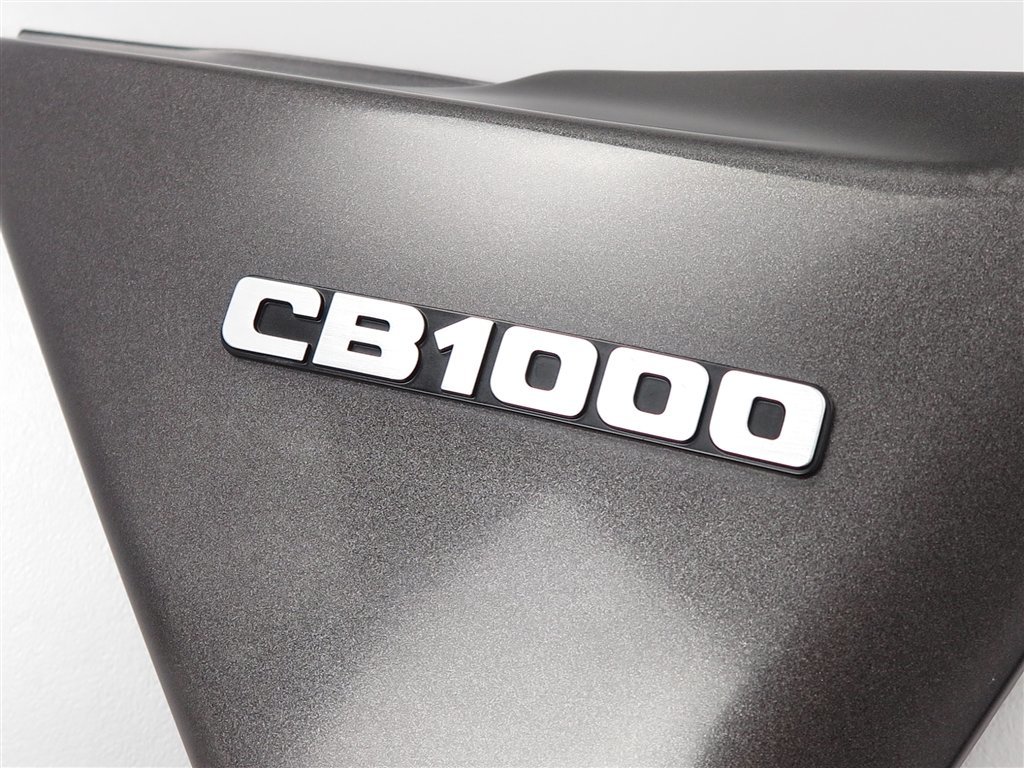 激安オンライン販売 ♪CB1000SF/SC30 純正 サイドカバー 左右SET
