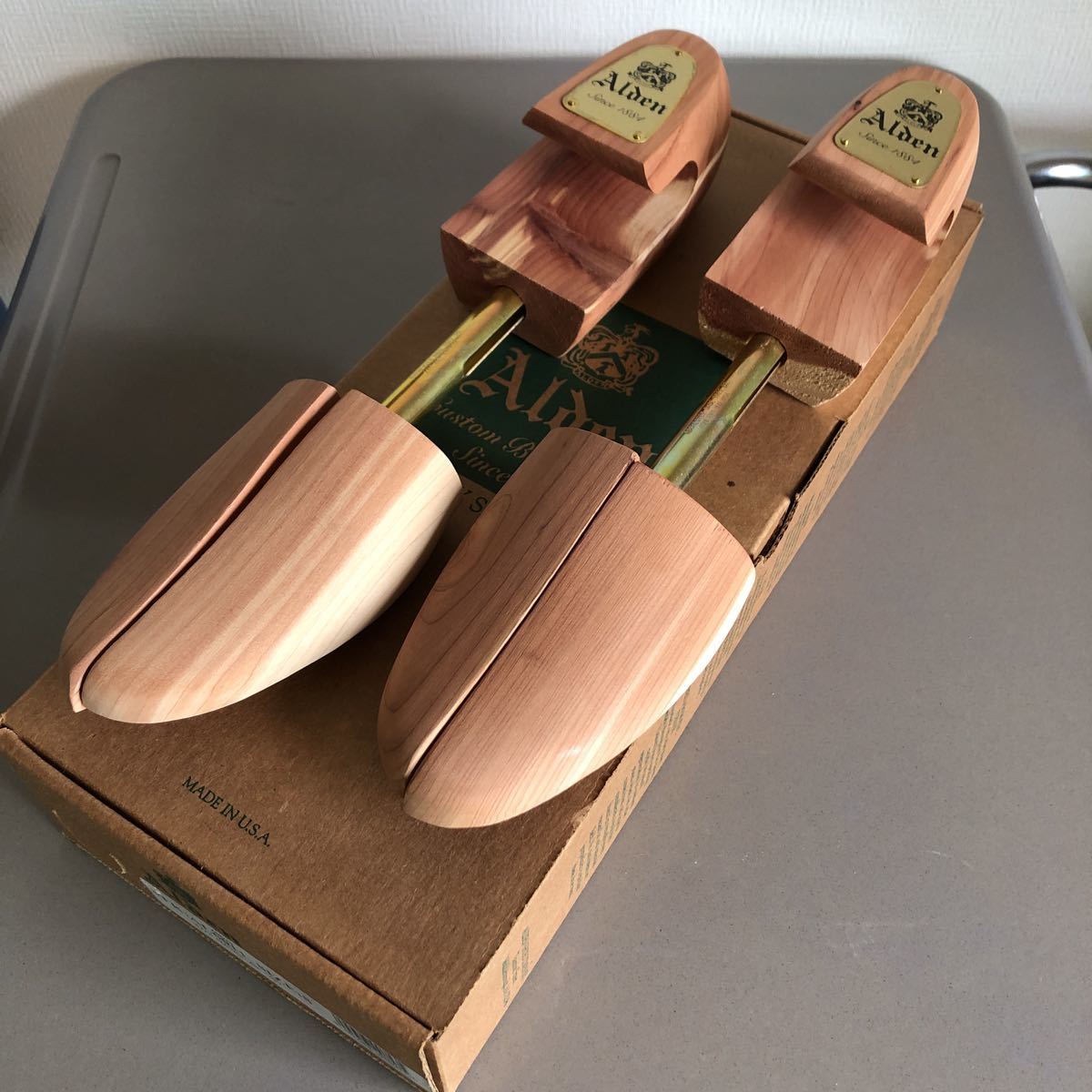 【新品】箱付き■オールデンAlden■シューツリーSサイズ木製 24〜26センチALDEN モディファイド　バリー