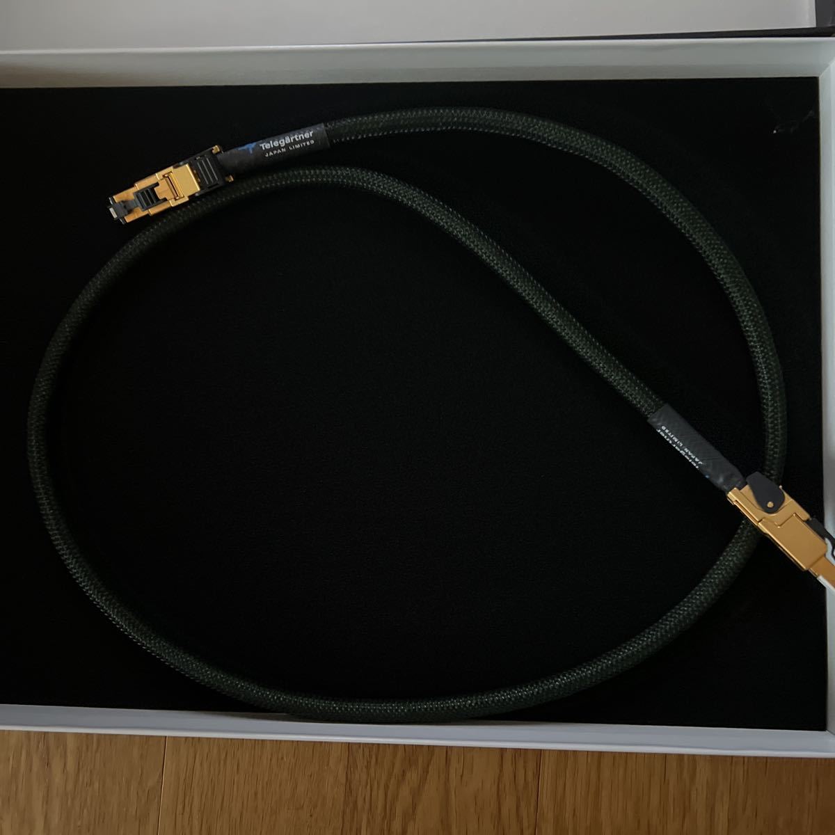 Telegartner MFP8 IE GOLD AUDIO LAN CABLE 0.5m 日本テレガートナー