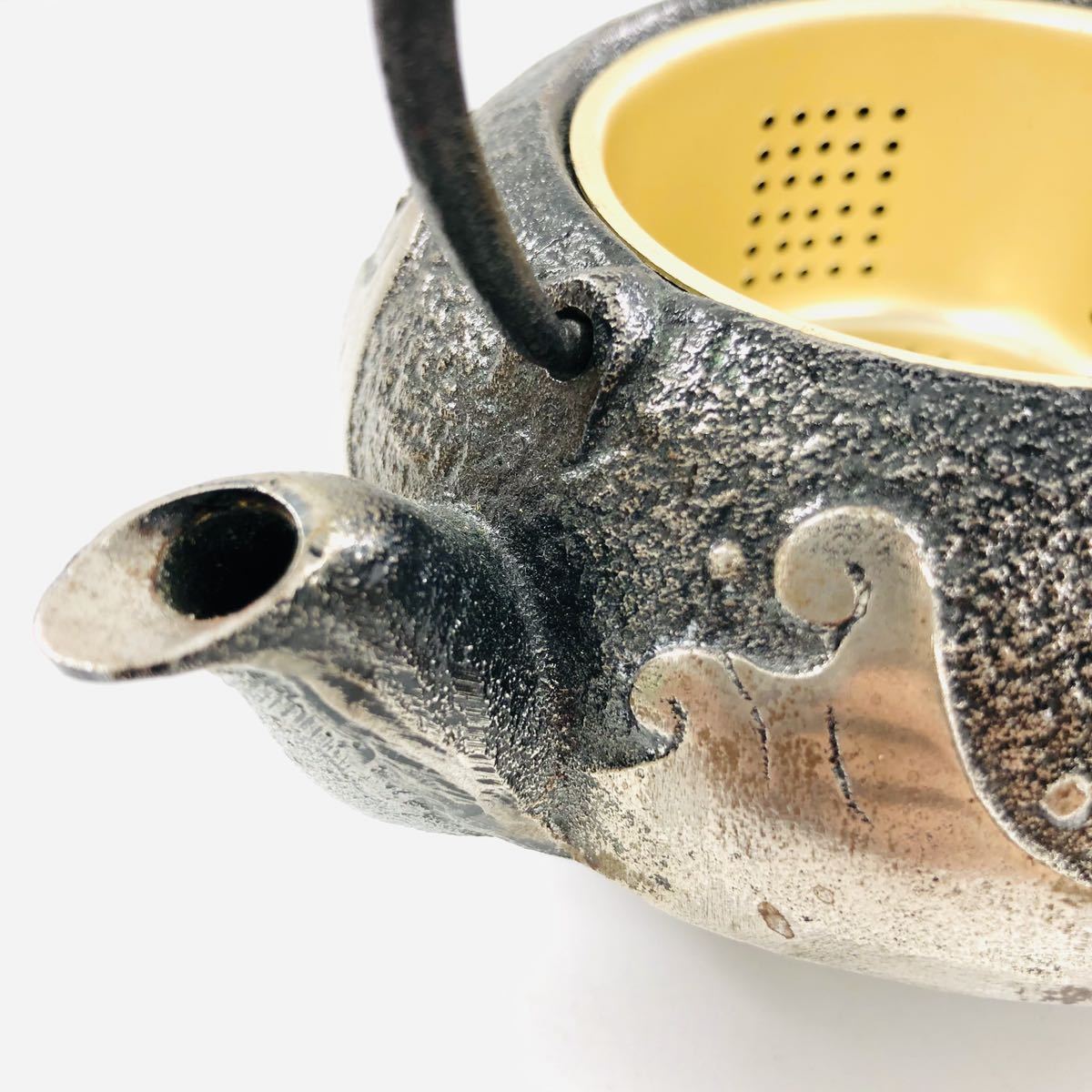 砂鉄 急須 照光堂 波千鳥紋 南部鉄器 鉄瓶 茶道具 煎茶道具 【公式通販】