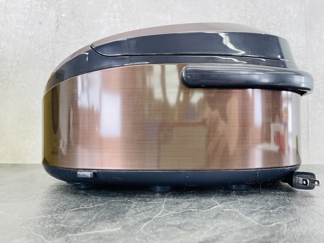 炊飯器 5.5合 中古美品 動作保証 タイガー IHジャー 炊きたて JPW-C100 