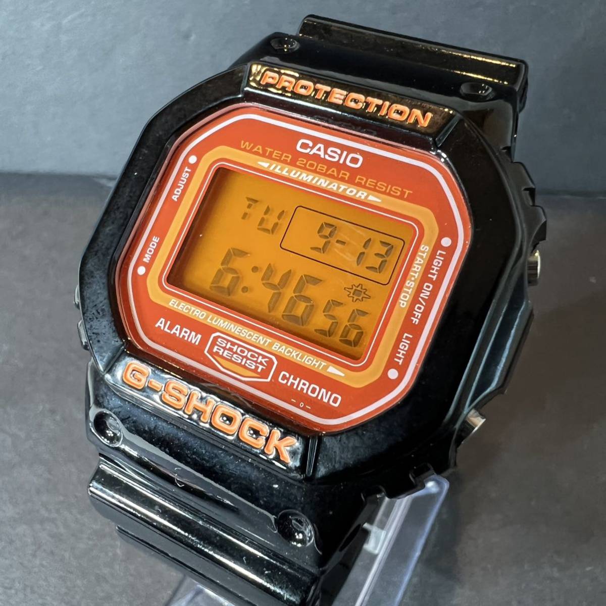 G-SHOCK/G-ショック Crazy Colors/クレイジーカラーズ GA-110FC-1AJF 
