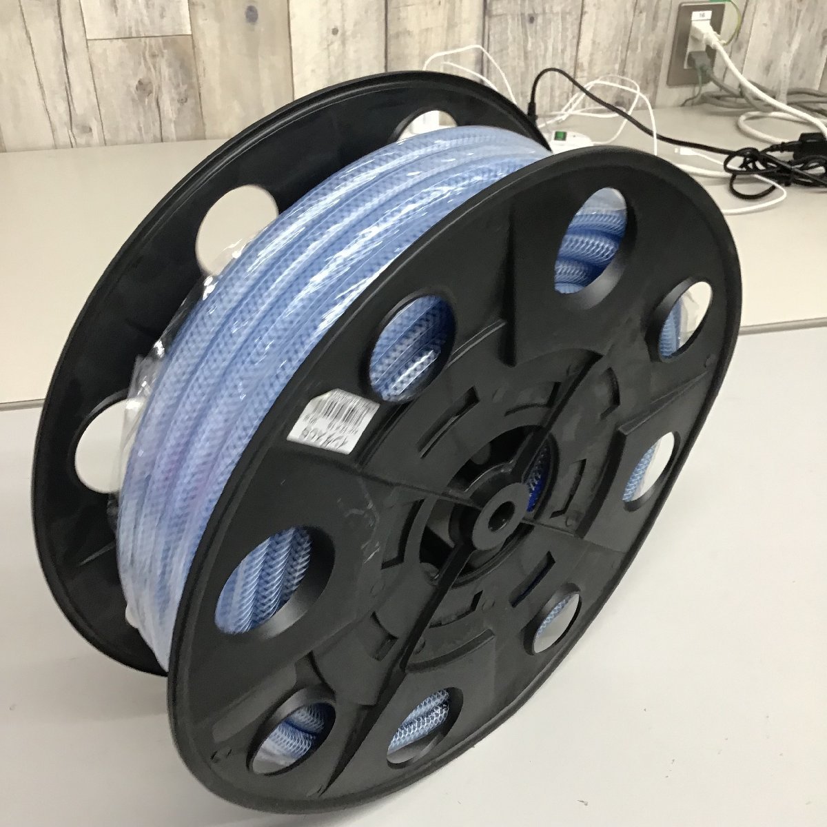  品 カクイチ インダスCS 透明耐圧ホース 12&times;18&times;30ｍ プラボビン巻 工業用 代引発送 店頭受取対応(工具、DIY用品)｜売買されたオークション情報、yahooの商品情報をアーカイブ公開 - オー その他