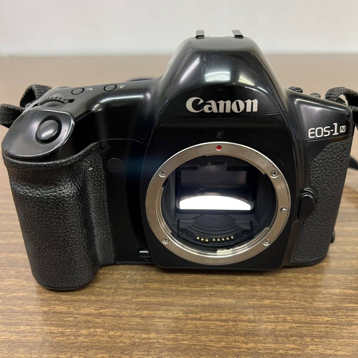 Canon EOS-1N ボディ キヤノン AF一眼レフ フィルムカメラ ジャンク品