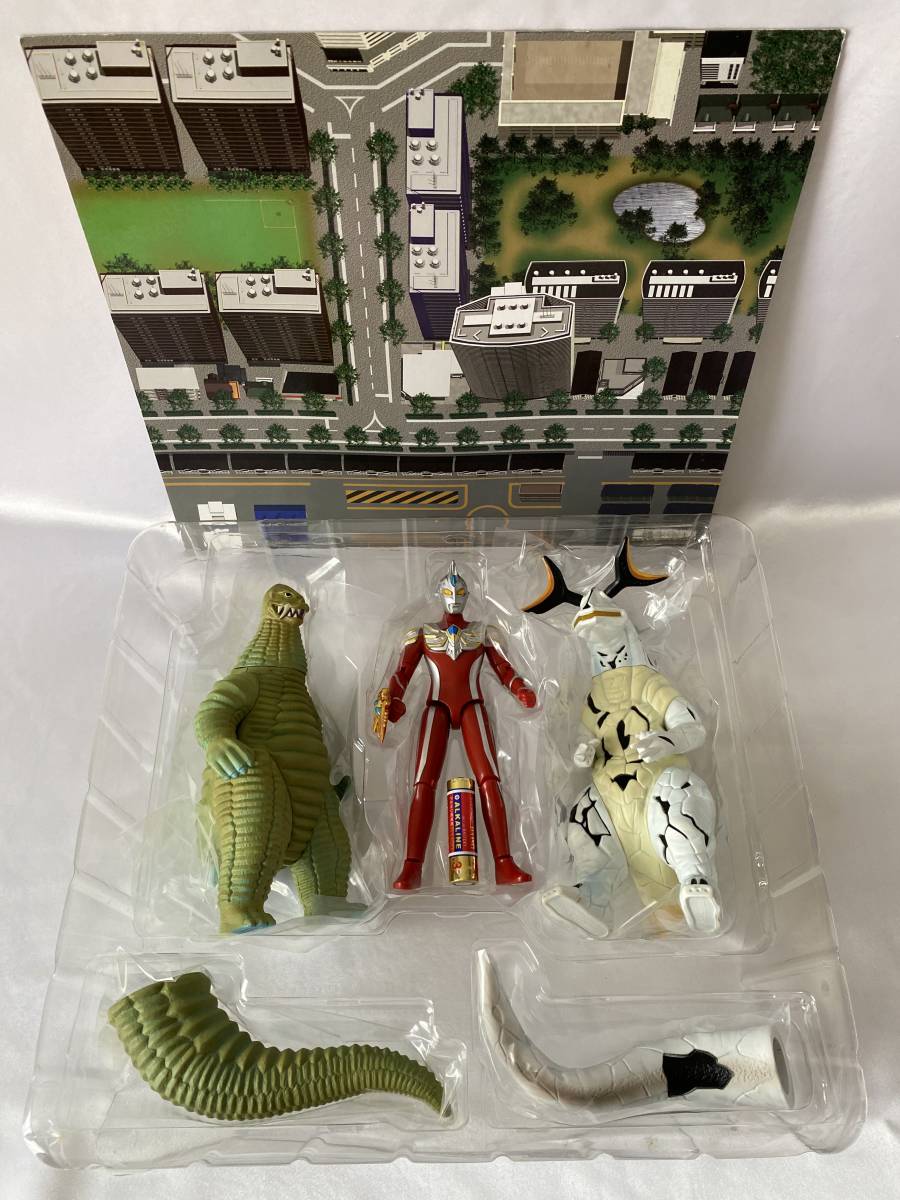 同梱不可/アクション怪獣対決セット ウルトラマンマックス＆伝説怪獣