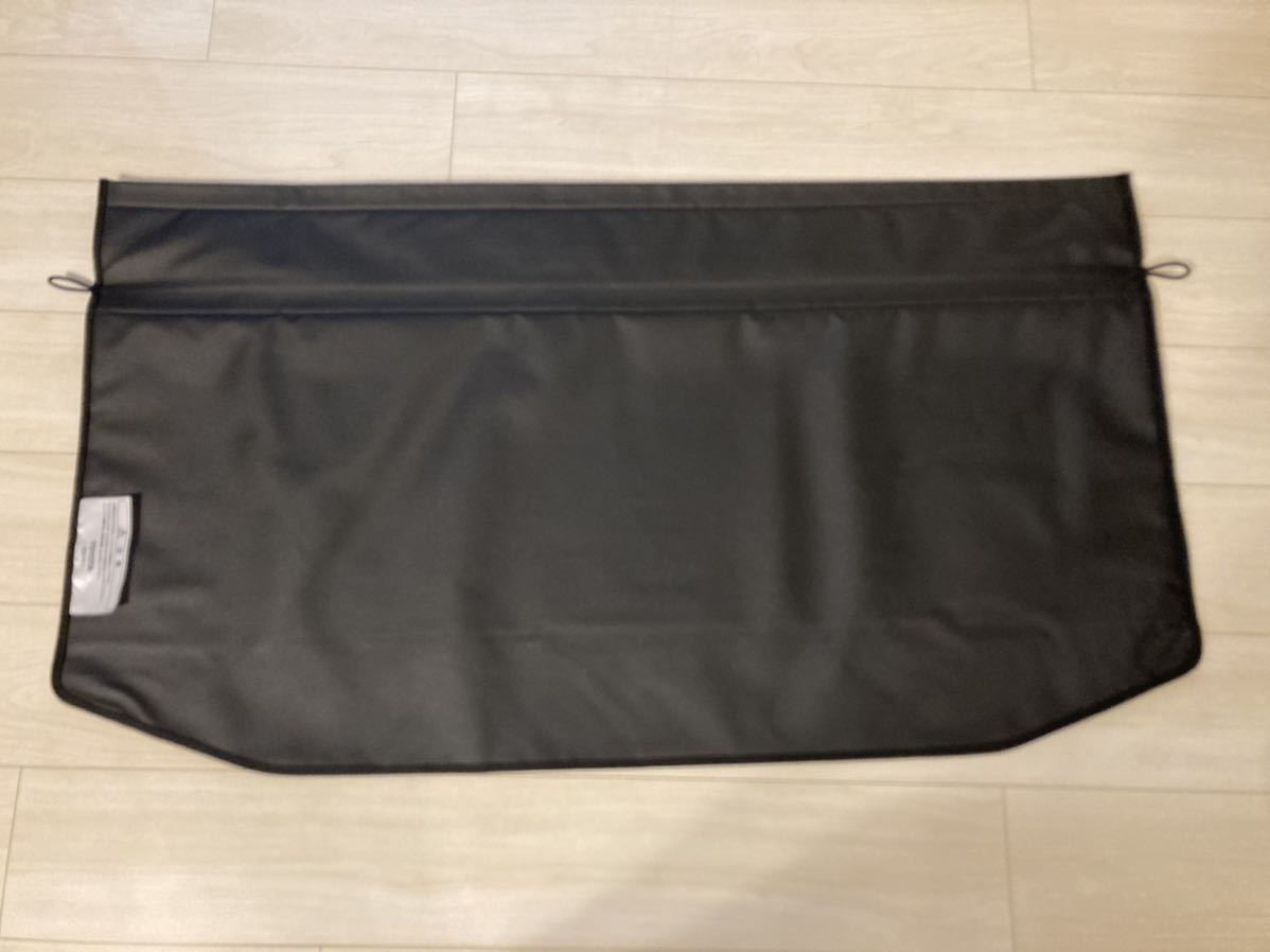 プラド150 ラゲージプロテクター ラゲージ内荷物ズレによるバックドア