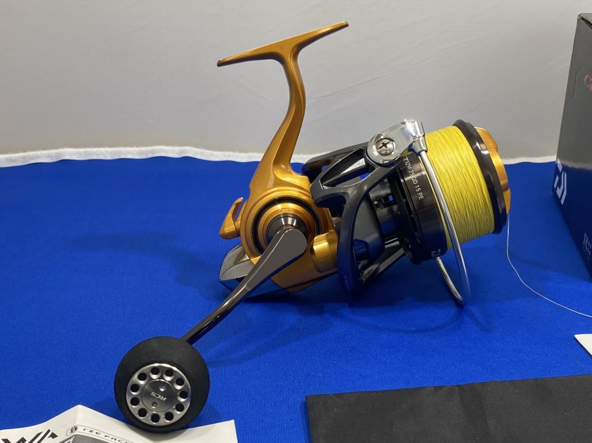 美品】ダイワ 14キャスティズム 25QD 15PE 美品 ダイワ 14