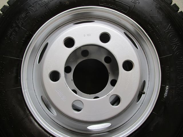 送料無料　スタッドレス　225/80R17.5　ヨコハマ　SY397　2019年製　イボ付バリ溝　4トン車　DMZB17.5×6.00　6穴　両面再塗装　2本セット