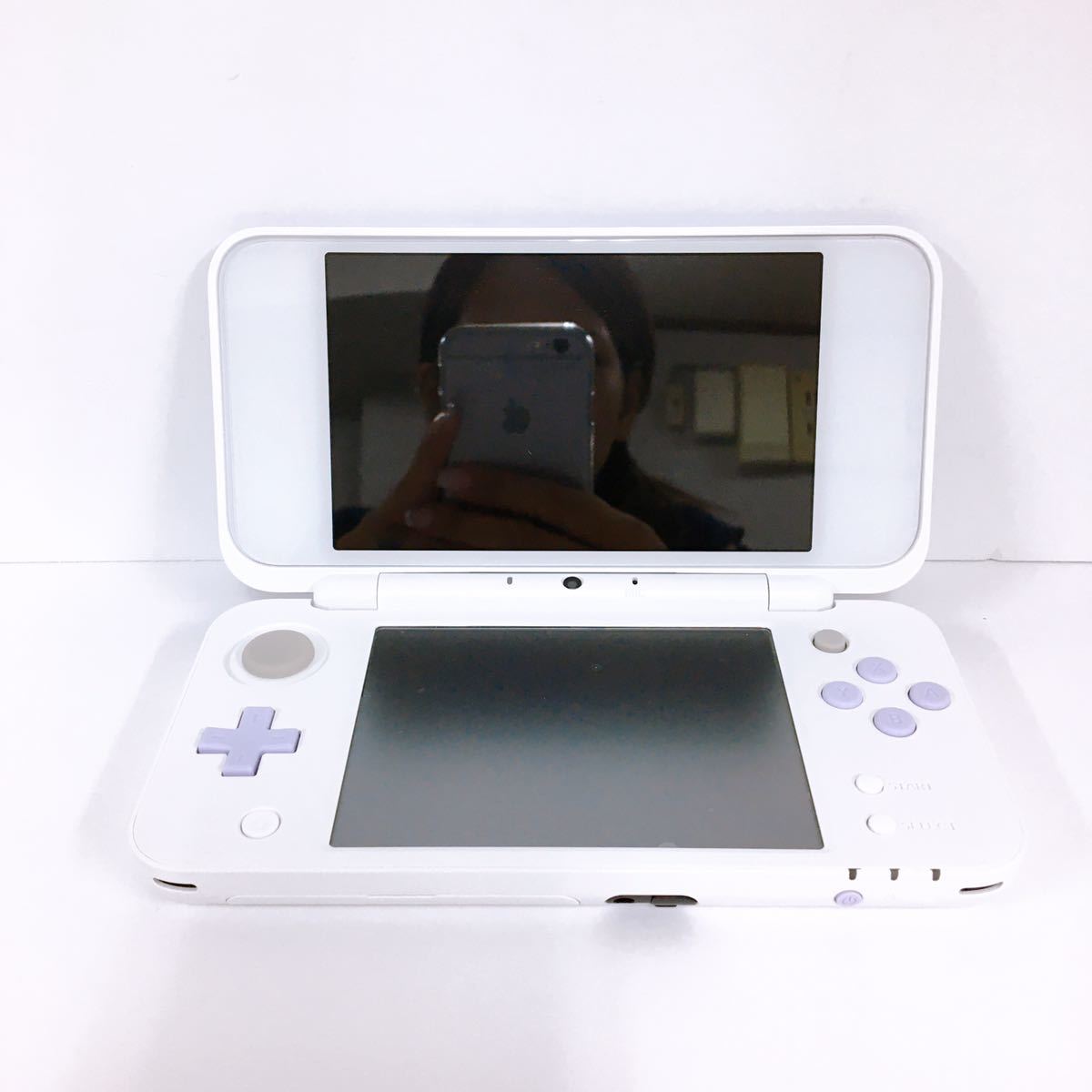 New 2DS LL ホワイト/パープル 充電器・ソフト3本付き New Nintendo 2DS LLホワイト 本体 【公式通販】