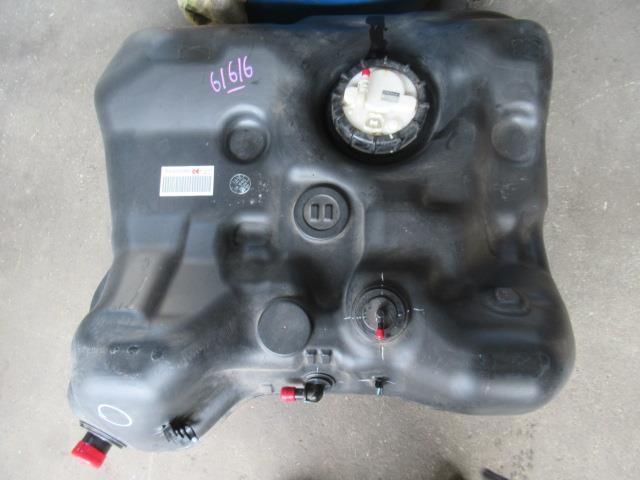 シビック CBA-EU3 フューエルタンク X D17A SLYA-3014892 CVT NH623M A