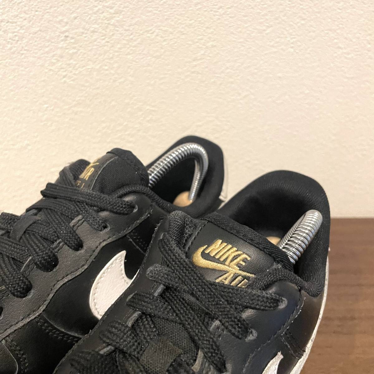 NIKE WMNS AIR FORCE 1 '07 ESS ナイキ エアフォース ブラック レディース ローカットスニーカー カジュアル ストリート アメカジ 24cm Nike 0 Air 5.0 &amp;#039;07 A02132