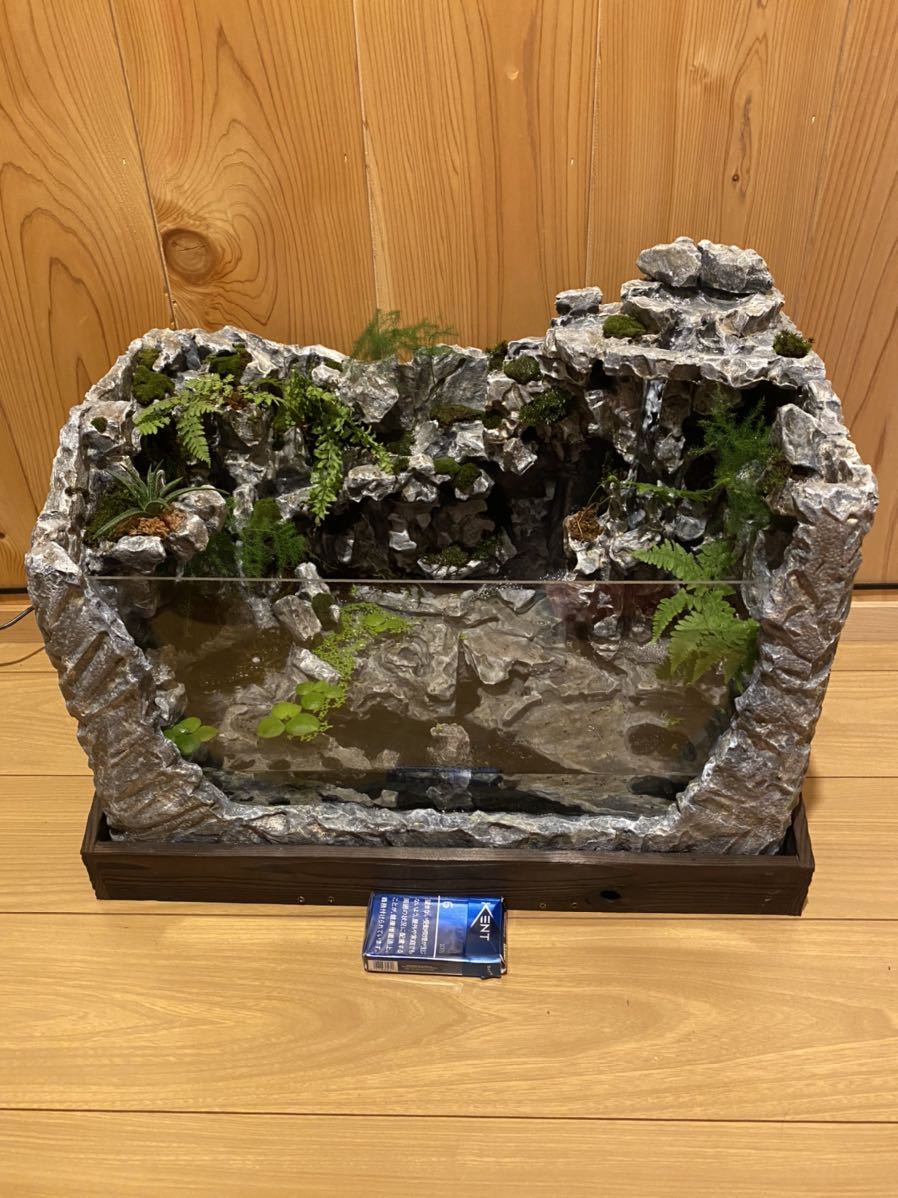 発泡スチロール水槽　アクアリウム　テラリウム　ジオラマ　苔リウム　展示などに　川　滝　メダカ　亀　飼育等　