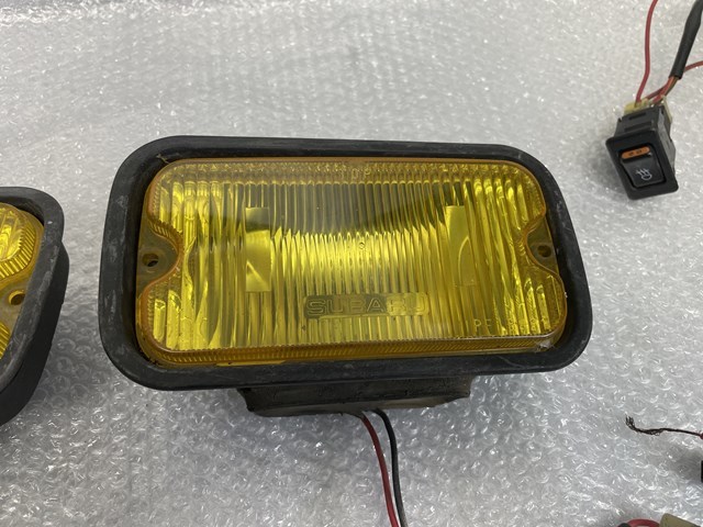 サンバー フォグランプ 純正オプション 前期 TT2 イエロー スバル 希少