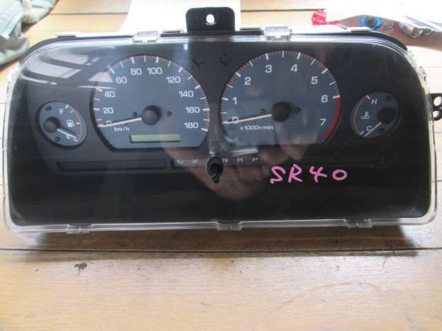 タウンエースノア E-SR40G 3SFE 9年式 スピードメータ No.80943