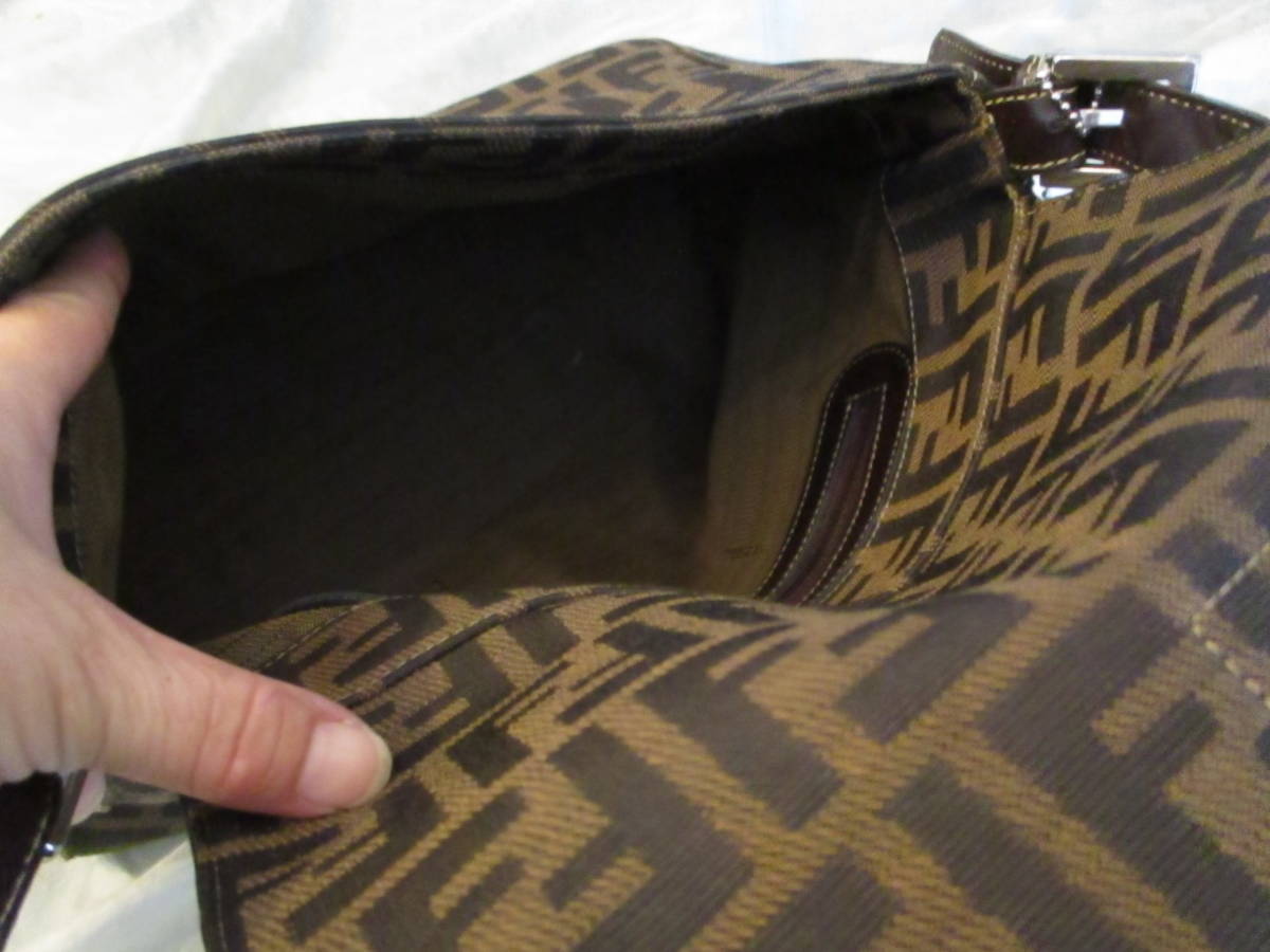 □FENDI フェンディ トートバッグ 総柄 ズッカ柄 ワンショルダーバッグ 