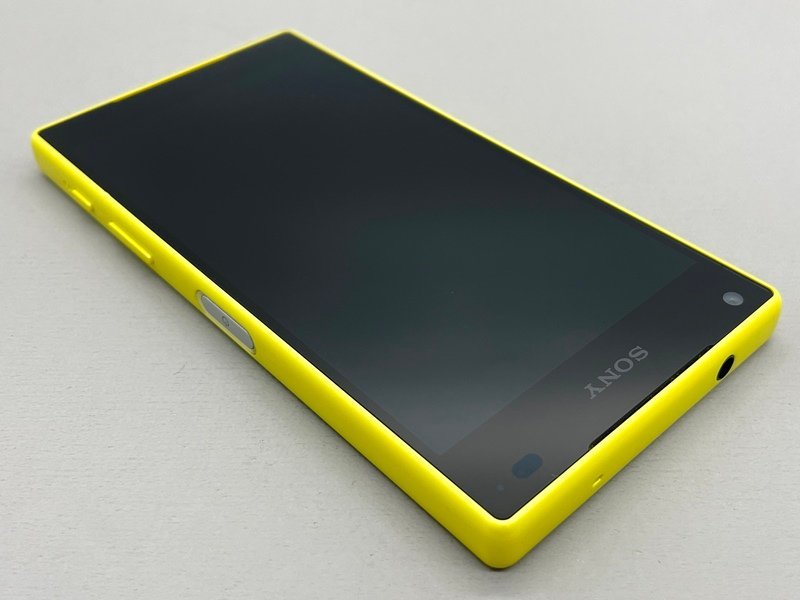 超美品】SIMロック解除済み docomo SO-02H SONY Xperia Z5 Compact