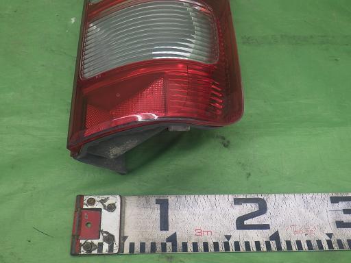 KOITO 26-120 200系 ハイエース 純正 テールランプ 左右【中古