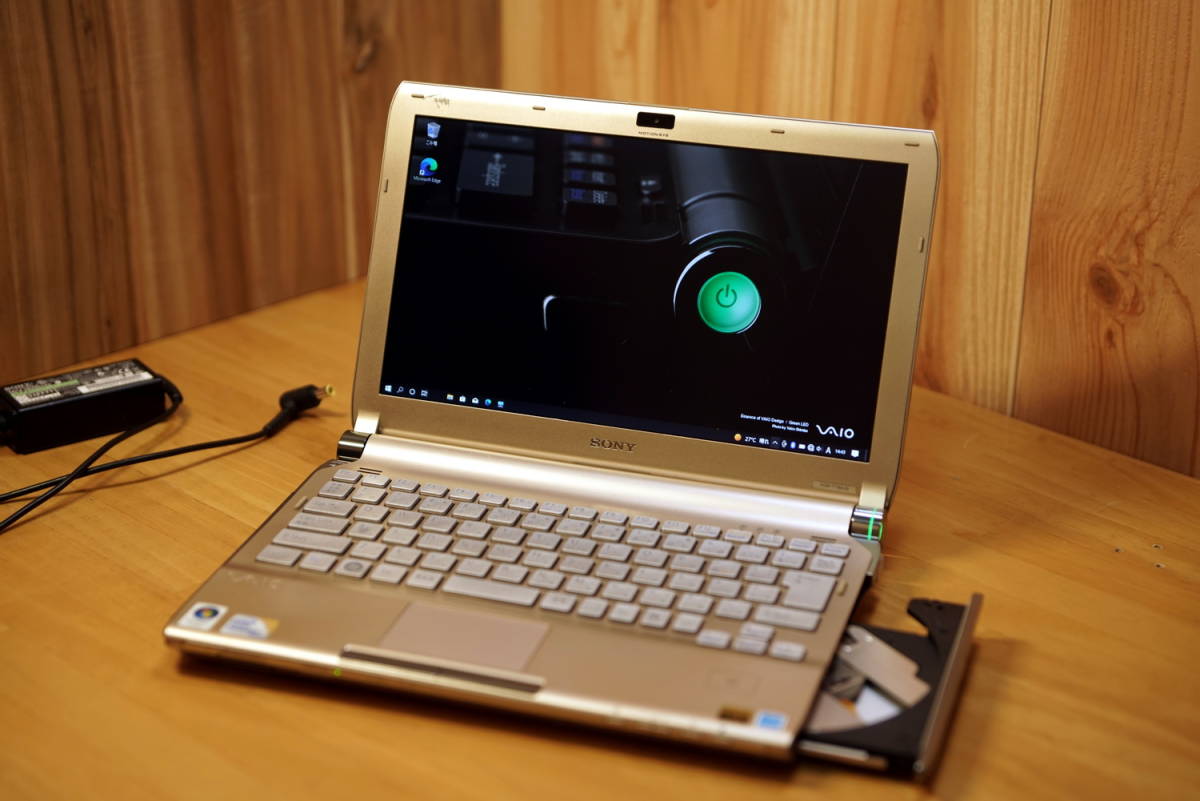 最安値，定番人気 VAIO 限定モデル VGN-TT92JS Win10pro 64GB+64GBのSSD DVDスーパーマルチドライブ搭載(13インチ未満)｜売買されたオークション情報、yahooの商品情報をアーカイブ公開 - オークファン ソニー
