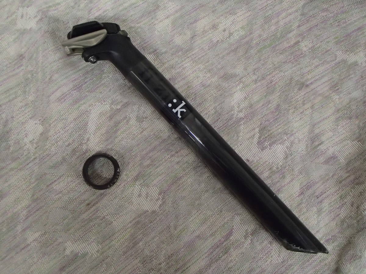 Fizik（フィジーク） / Cyrano R1 カーボンシートポスト 31.6×330mm