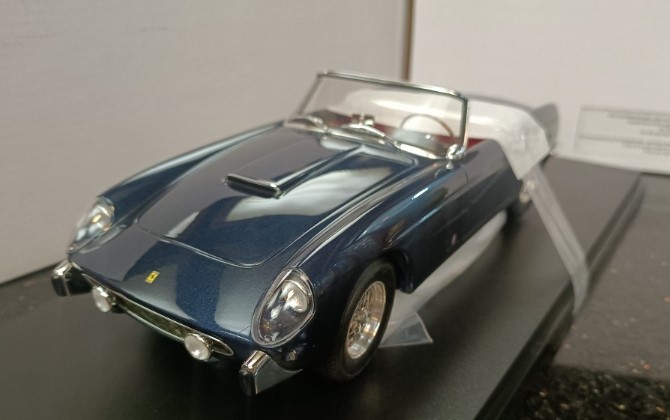 定番，新作 Matrix 1/18 フェラーリ Ferrari 250GT Series 1 1957(乗用車)｜売買されたオークション情報、yahooの商品情報をアーカイブ公開 - オークファン 乗用車