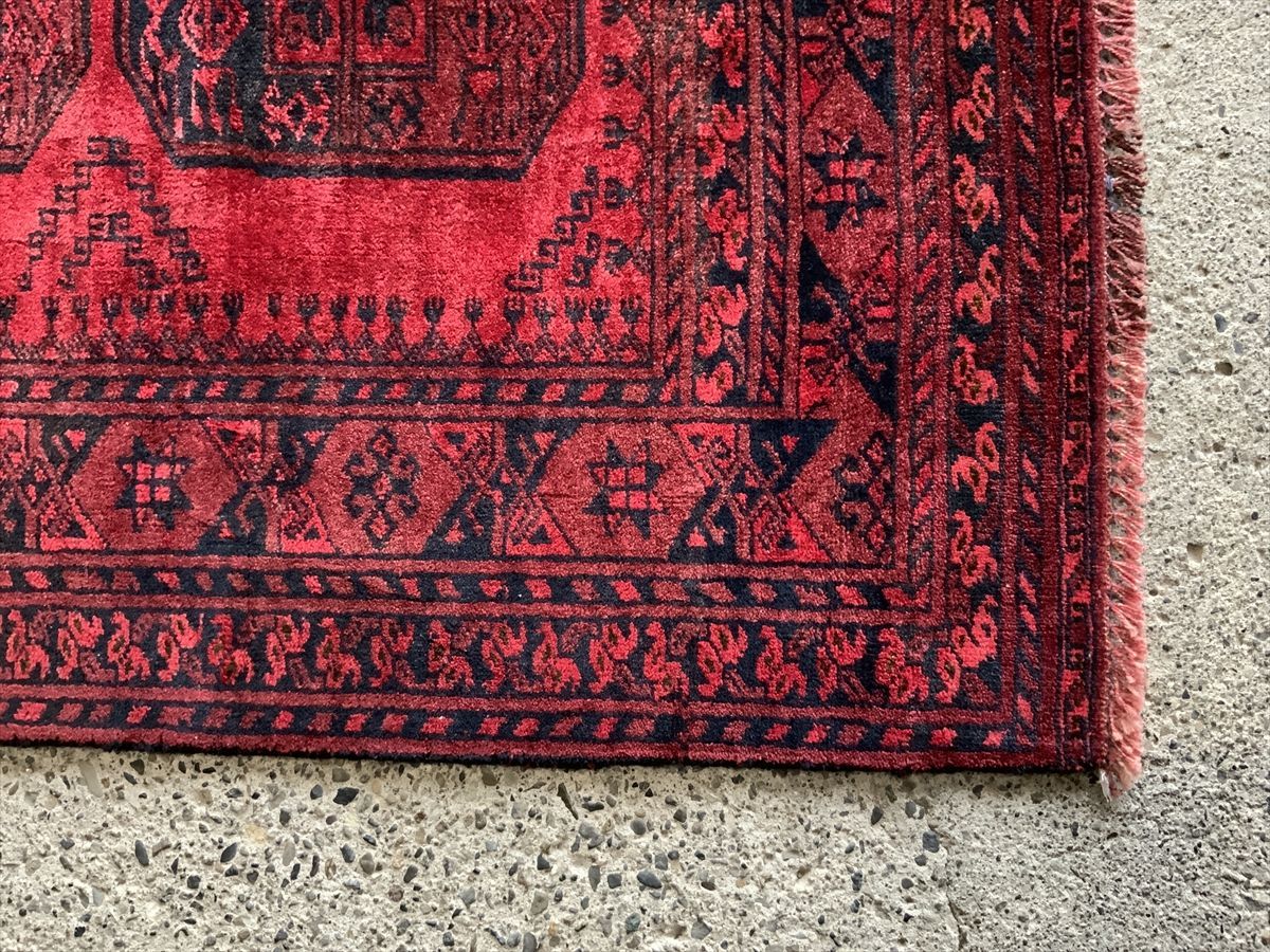☆高貴な赤☆184×92cm アフガニスタン産 絨毯 ラグ アンティーク家具