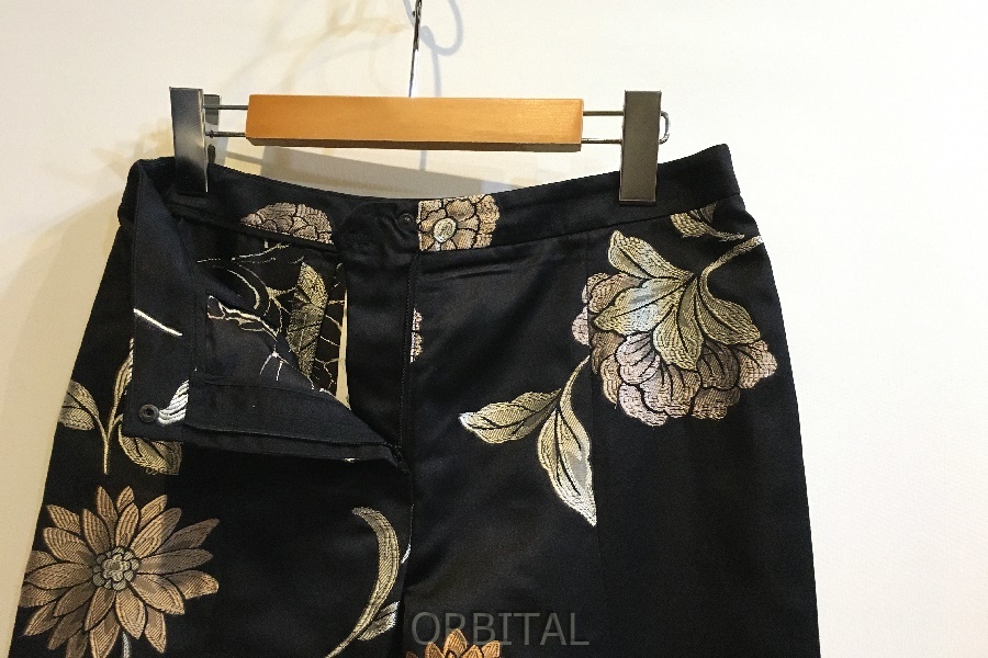 GIORGIO ARMANI - ジョルジオアルマーニ ジョルジオ アルマーニ | ポロシャツ XL 思い出の地NYに12 90歳を迎えたジョルジオ・アルマーニが見つめる未来 아르마니 プールオム スニーカー 玉川의 90歳目前のジョルジオ・アルマーニが描く、真珠の輝きに満ちた