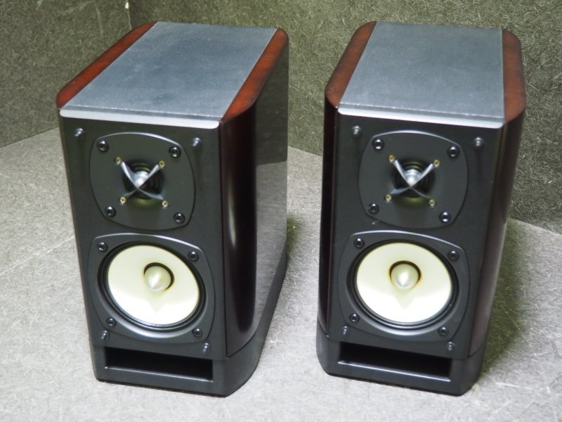 Onkyo d-112ext 6Ω 80W スピーカーペア Onkyo d-112ext 6Ω 80W スピーカーペア Onkyo d-112ext 6Ω 80W