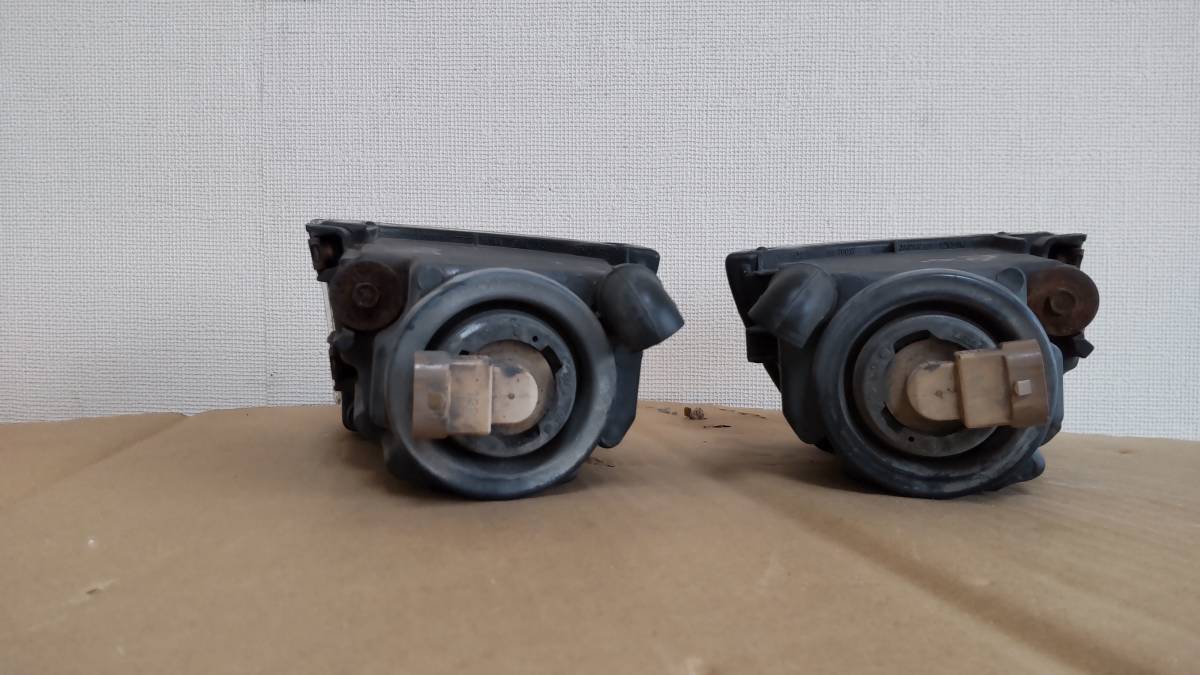トヨタ アルテッツァ 純正フォグランプ 左右セット アルテッツァ